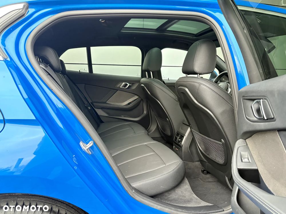 BMW Seria 1 120i M Sport sport - 24
