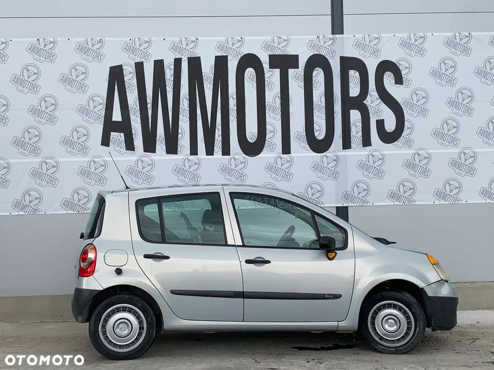 RENAULT MODUS 2004 *SAMOCHÓD NA CZĘŚCI* 1486 MASKA, LAMPA, DRZWI, LUSTERKO, ZDERZAK, GRILL, BŁOTNIK, KLAPA, BELKA, DESKA, FOTELE, KANAPA, ĆWIARTKA KIEROWNICA, TARCZE, ZACISKI, ZAWIESZENIE, KOMPLETNY PRZÓD, KOMPLETNY TYŁ, LICZNIK, ZEGARY, PRAWE LEWE PRZÓD TYŁ