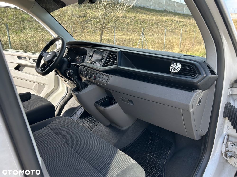 Volkswagen transporter - 16