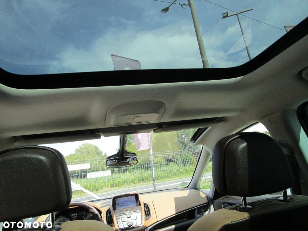 Opel Zafira Tourer 1.4 Turbo Innovation - 28