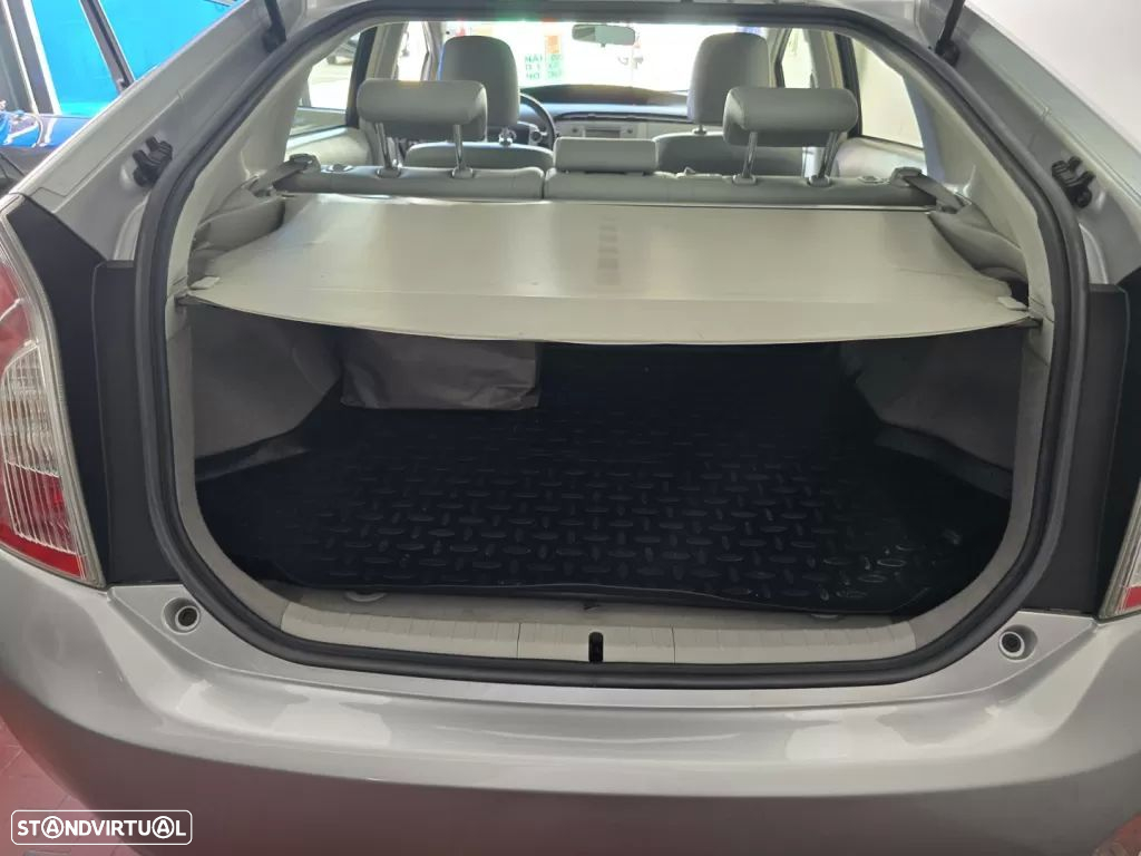 Toyota Prius 1.8 Exclusive - 12