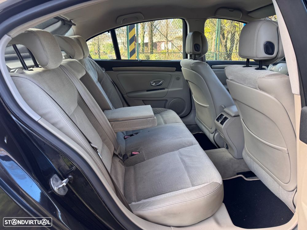 Renault Laguna 2.0 dCi Dynamique - 10