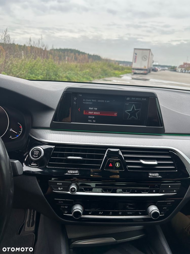 BMW Seria 5 520d M Sport sport - 14