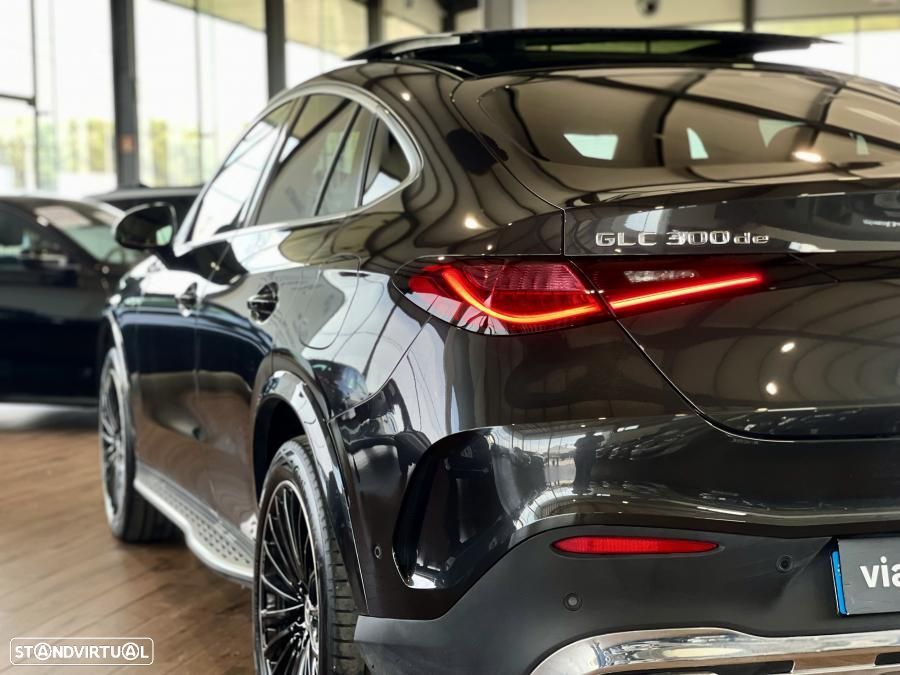 Mercedes-Benz GLC 300 de Coupe 4Matic - 16