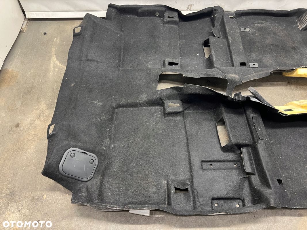Hyundai Kona dywan wykładzina wnętrza - 1