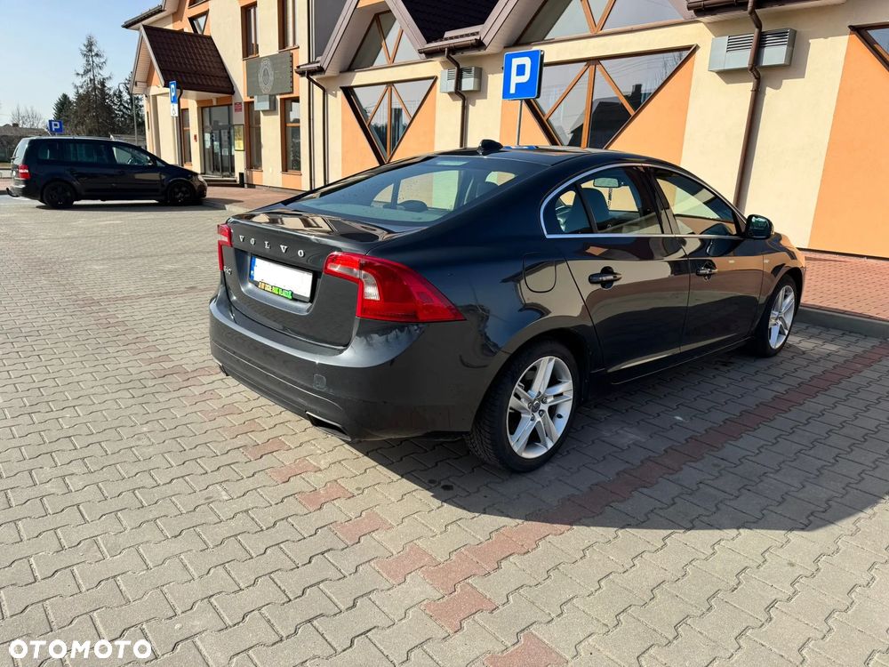 Volvo S60 T5 Geartronic Momentum - 5