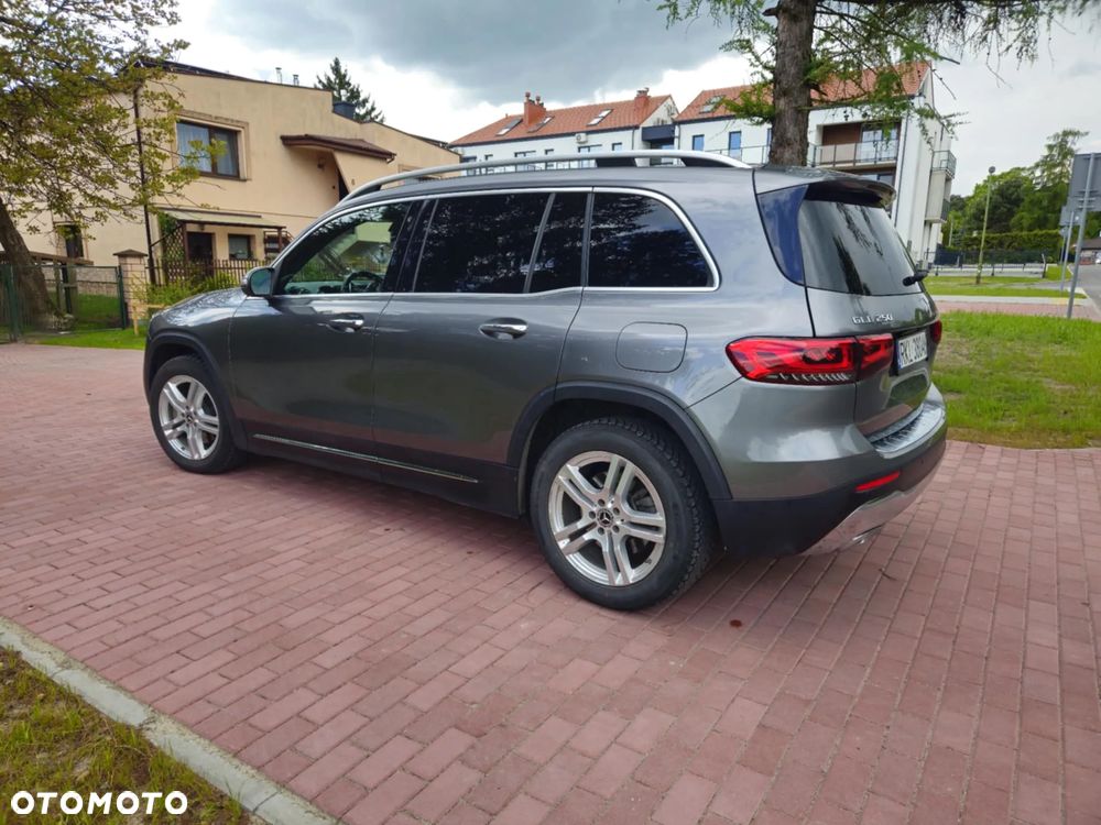 Mercedes-Benz GLB - 5