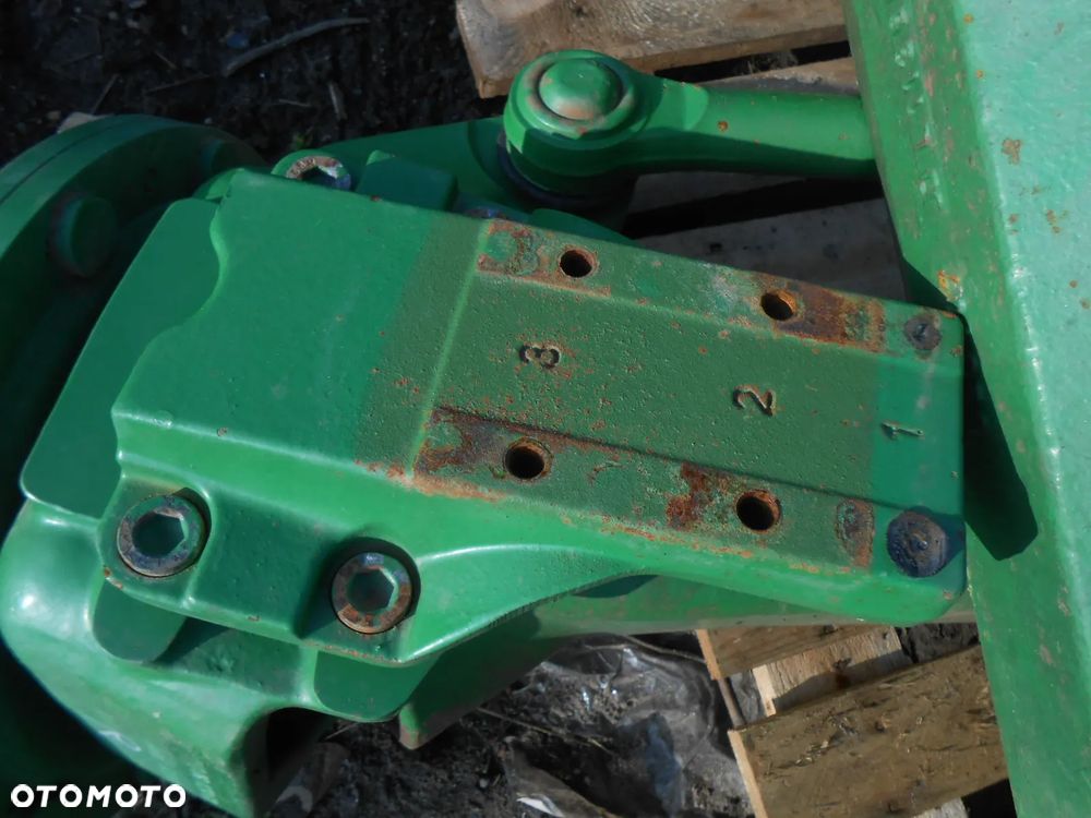 Przednia oś Dana Spicer 750/140 TLS bez hamulców John Deere 6930 - 11