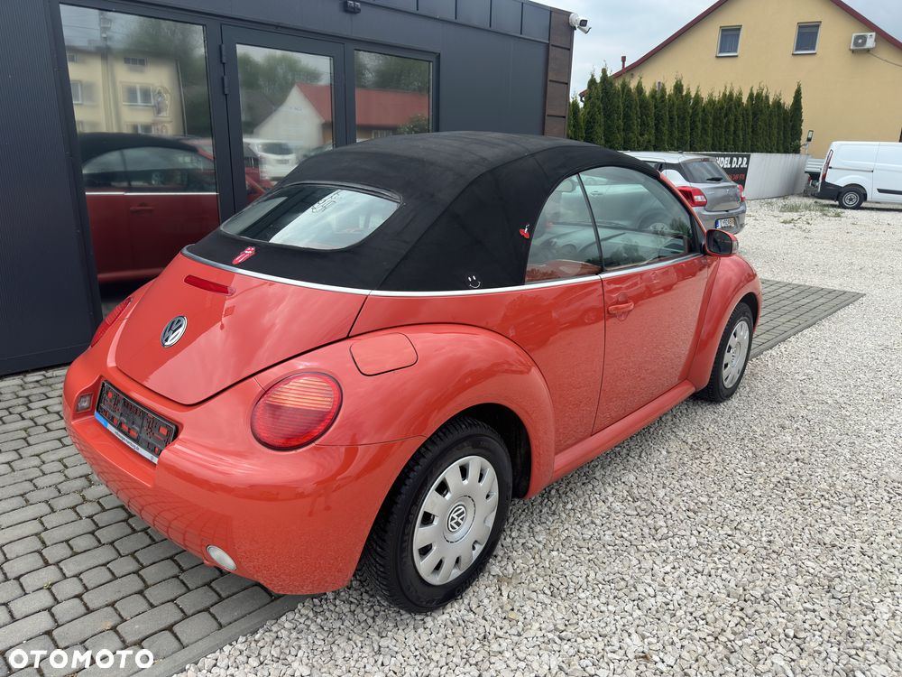 Volkswagen New Beetle - 7