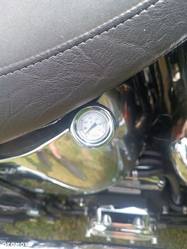 Harley-Davidson Softail Fat Bob - 26