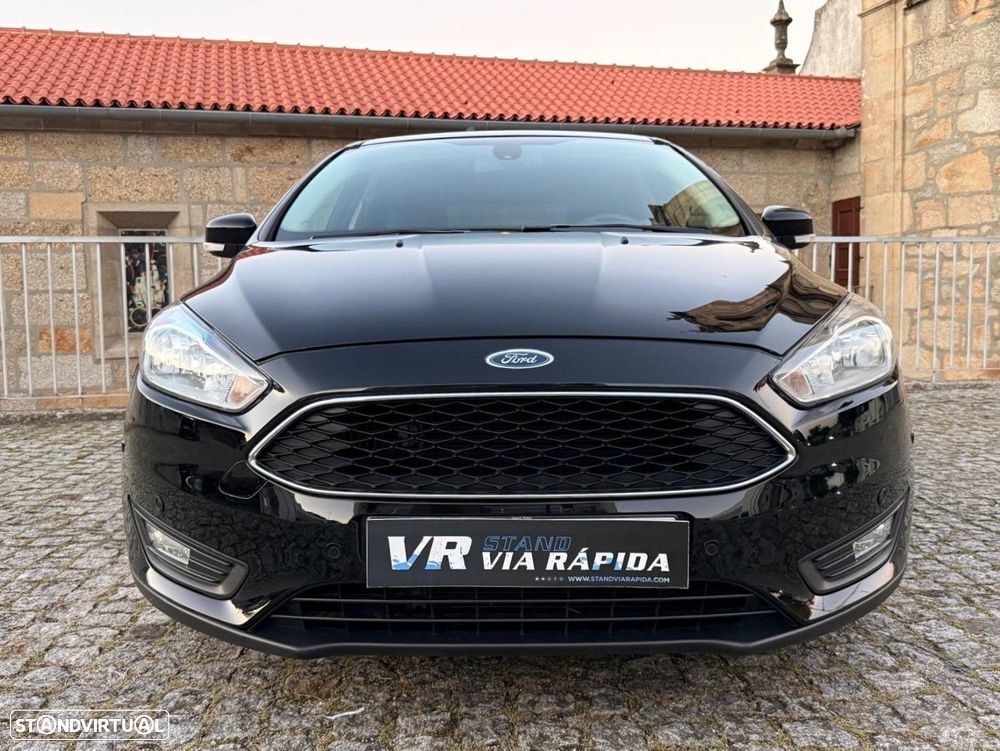 Ford Focus 1.5 TDCi EcoBlue Titanium - 25