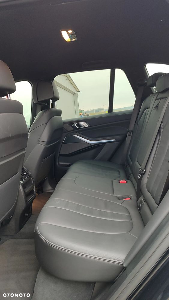 BMW X5 xDrive45e - 14
