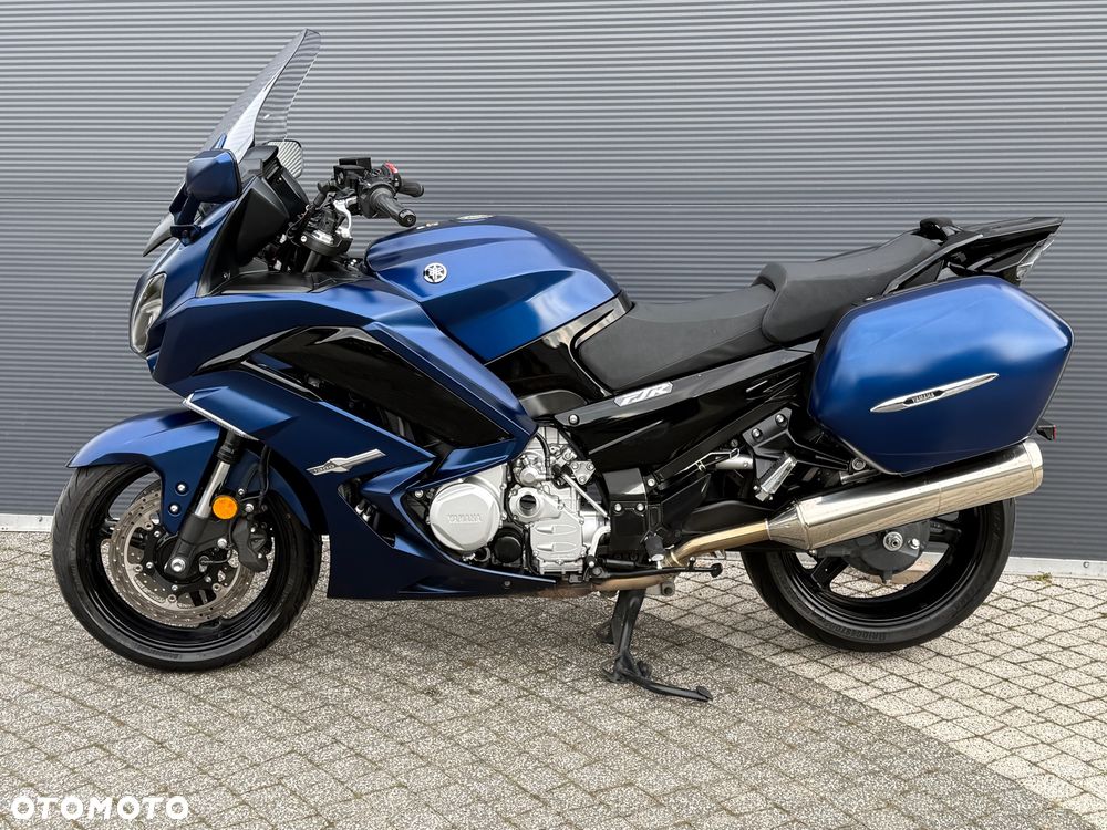 Yamaha FJR - 3