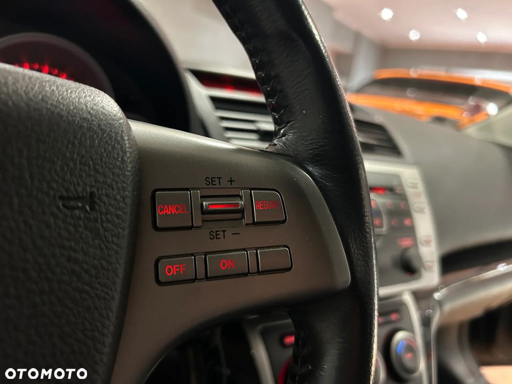 Mazda 6 2.0 Exclusive + - 17