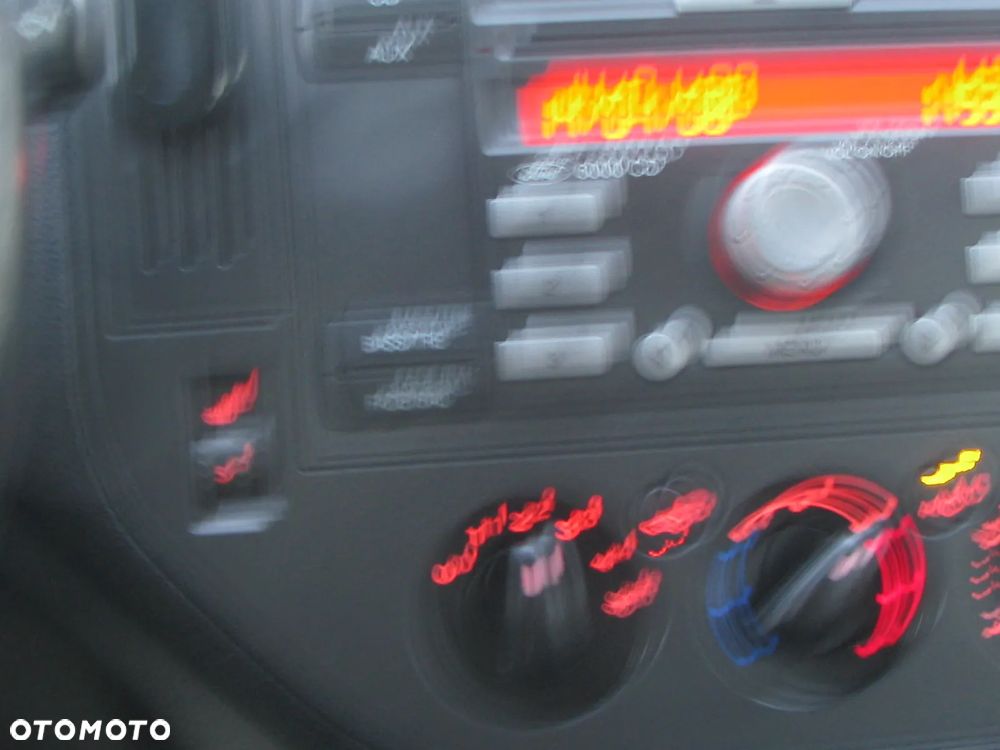 Ford C-MAX 1.8 Style - 15