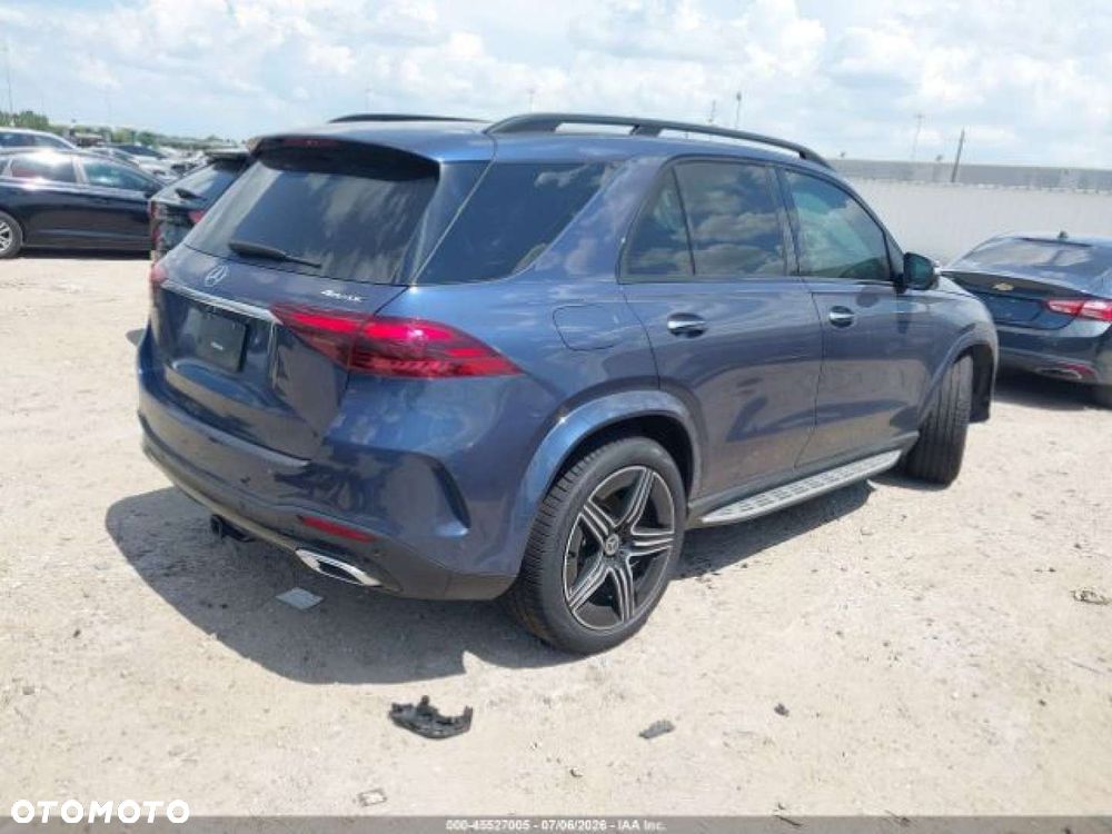 Mercedes-Benz GLE - 10