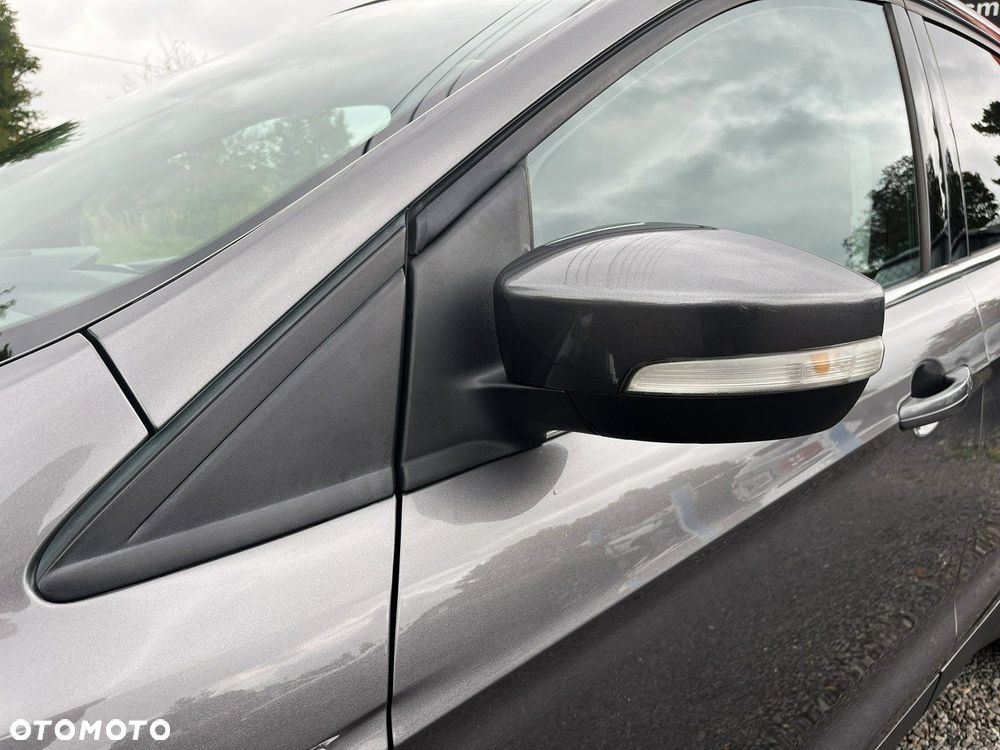 Ford Kuga - 19