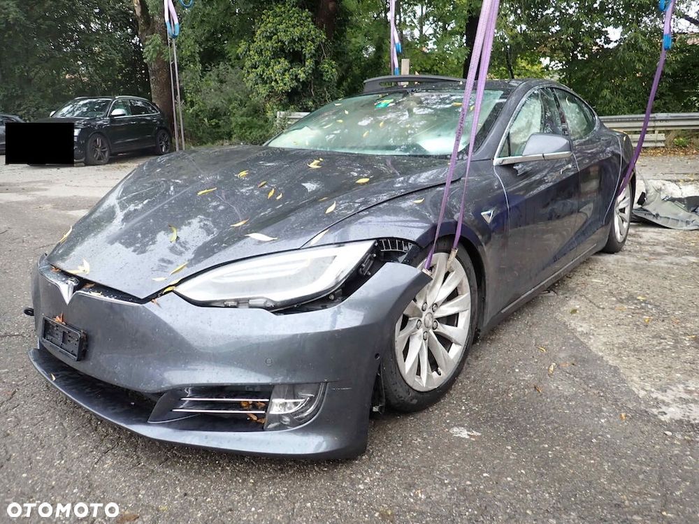 Tesla Model S Long Range Plus - 1