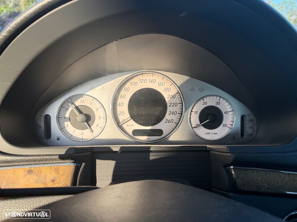 Mercedes-Benz E 220 CDI Avantgarde Aut. - 17