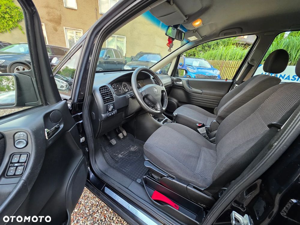 Opel Zafira 2.0 DTI Njoy - 11