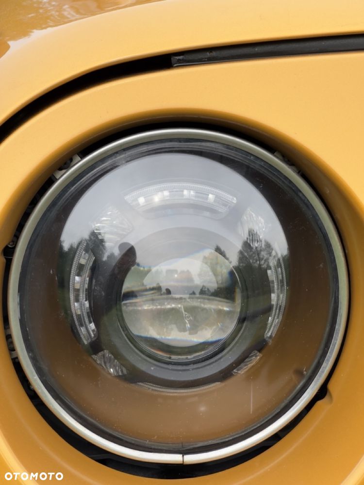 Jeep Wrangler - 11