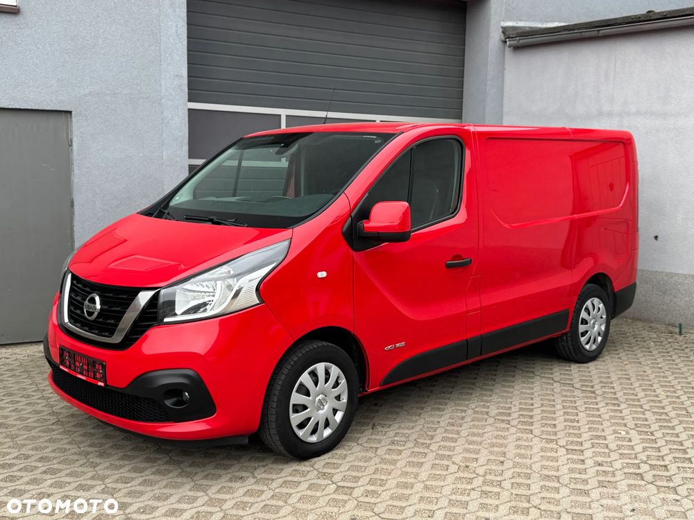 Nissan NV300 - 1