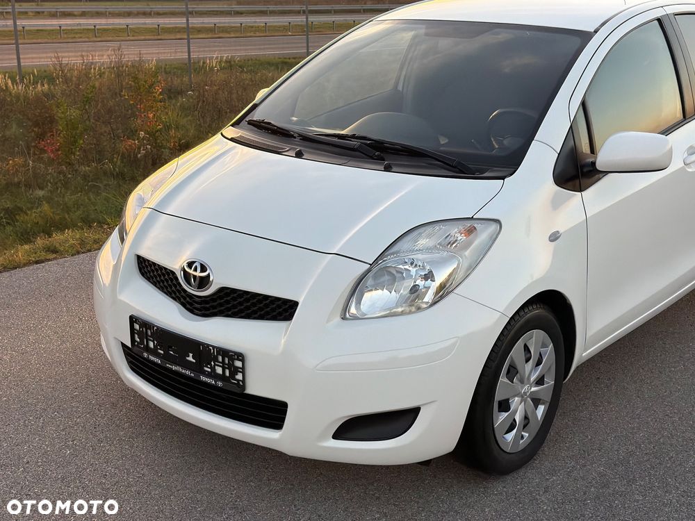 Toyota Yaris - 2