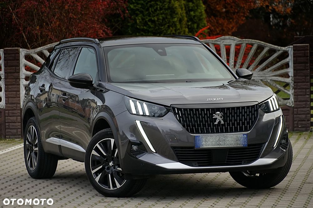 Peugeot 2008 PureTech 130 EAT8 GT - 8