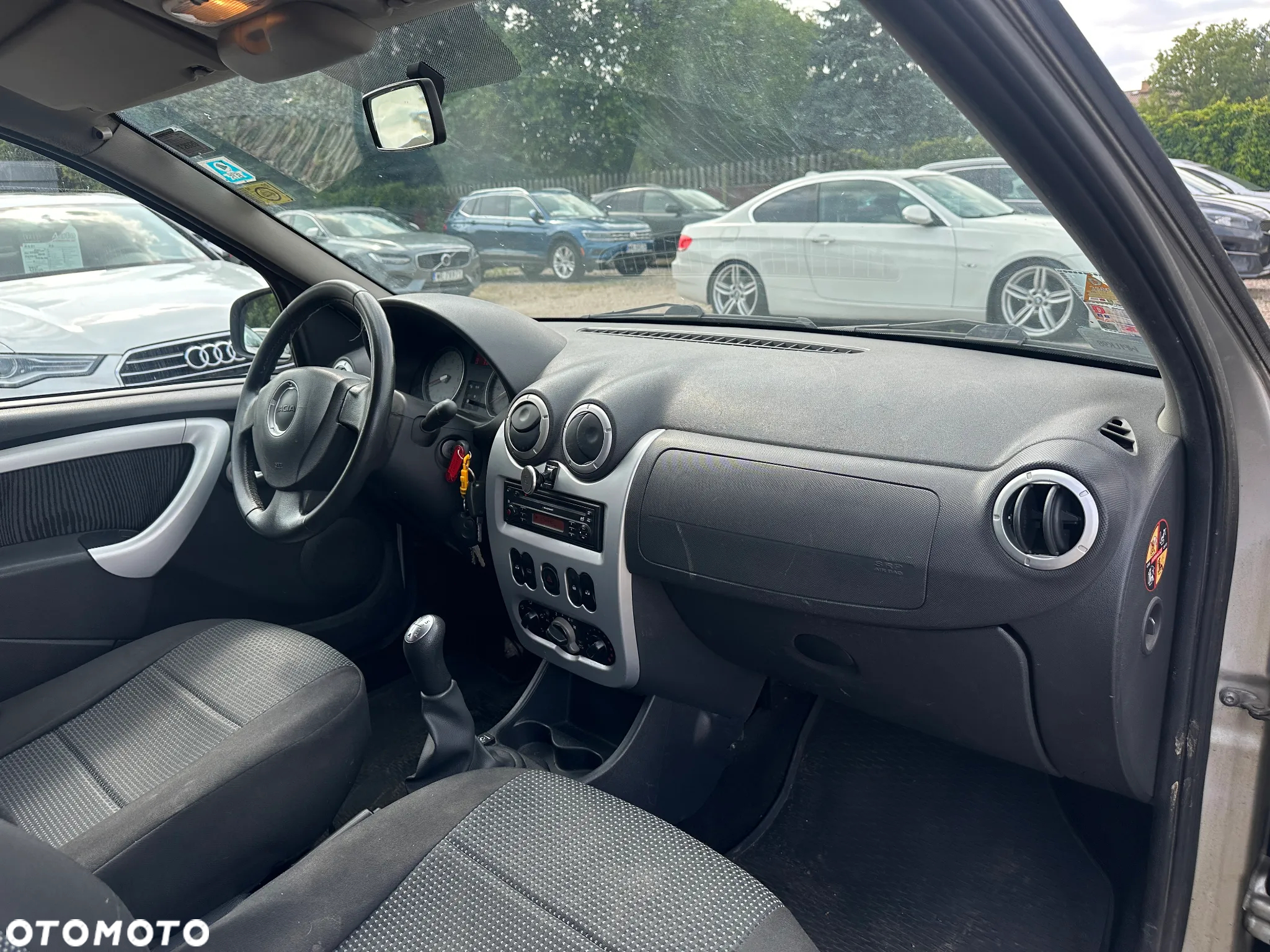 Dacia Logan - 15