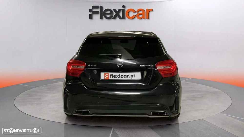 Mercedes-Benz A 45 AMG 4-Matic - 8