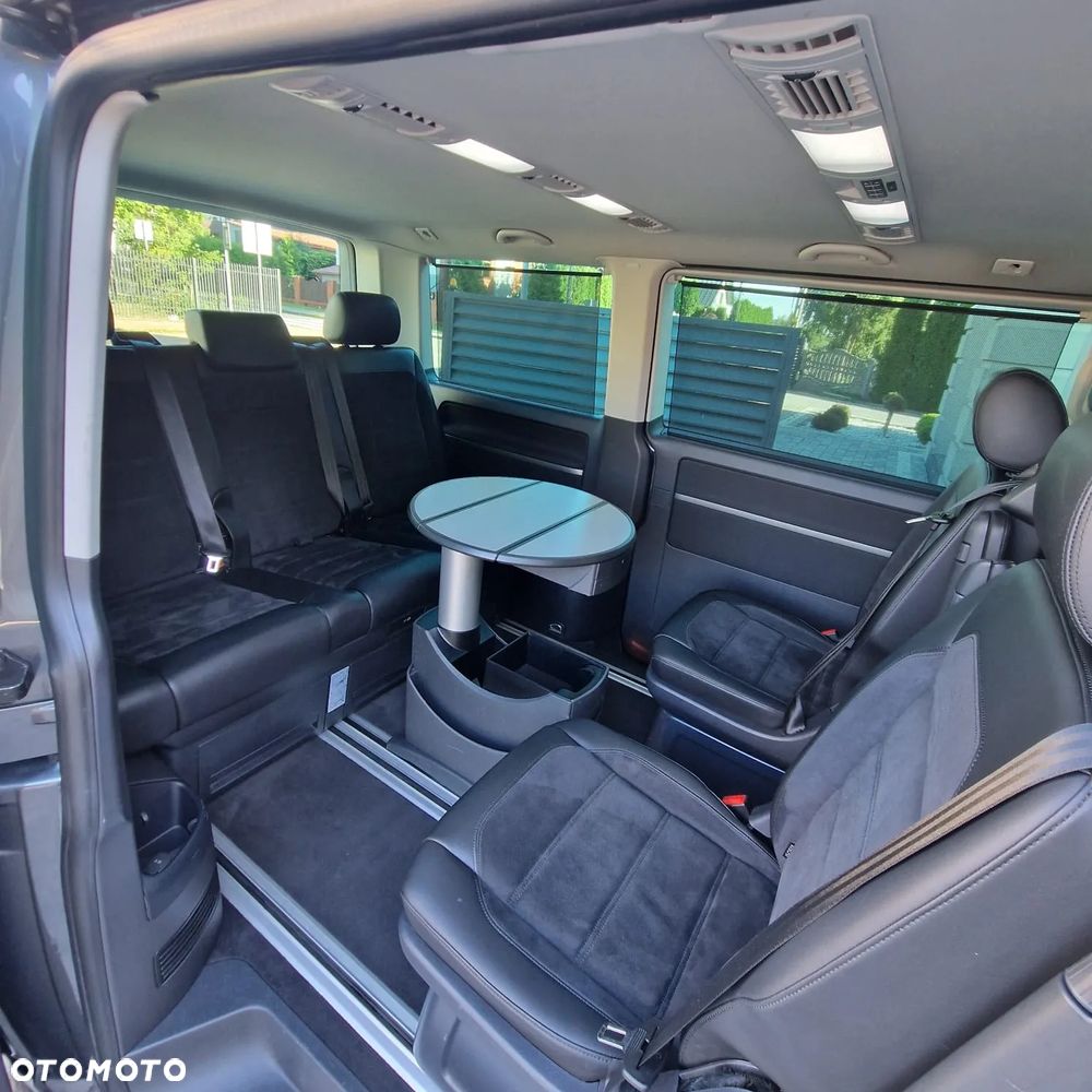 Volkswagen Multivan - 29