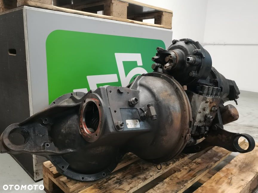 Skrzynia kątowa JCB 535-125 - 1