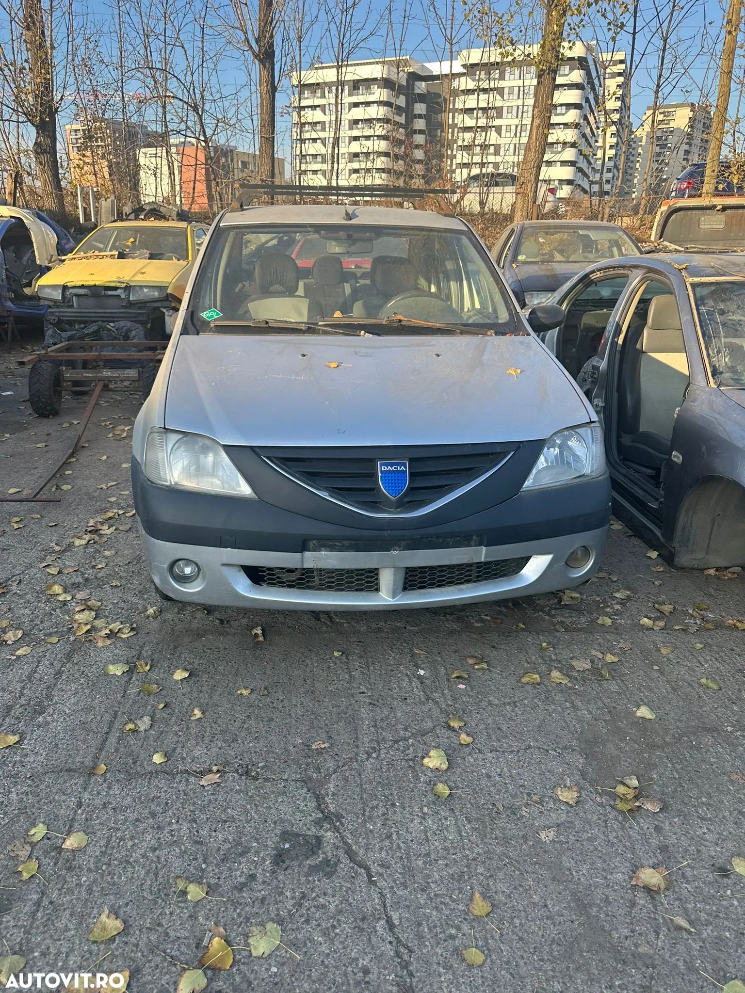 Dezmembrez Dacia Logan (L90) Berlina 1.6 Mpi K7M 2007 - 1