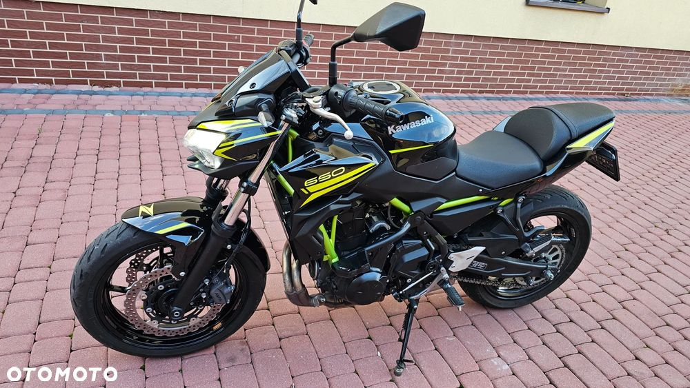 Kawasaki Z 650 - 15