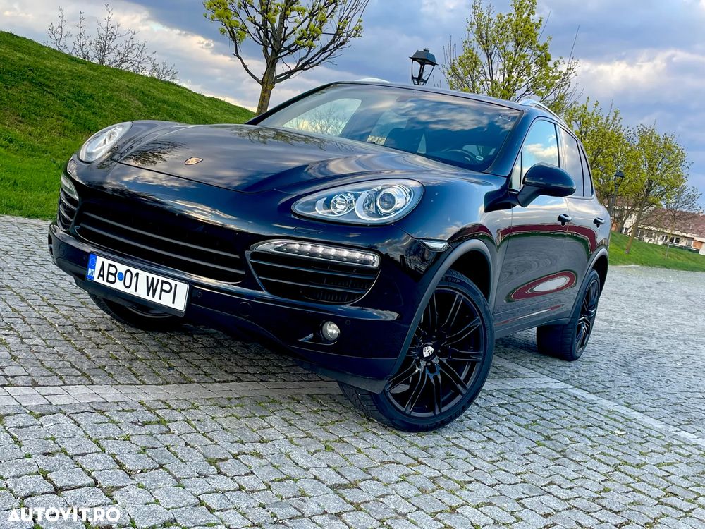 Porsche Cayenne 3.0 L V6 - 18