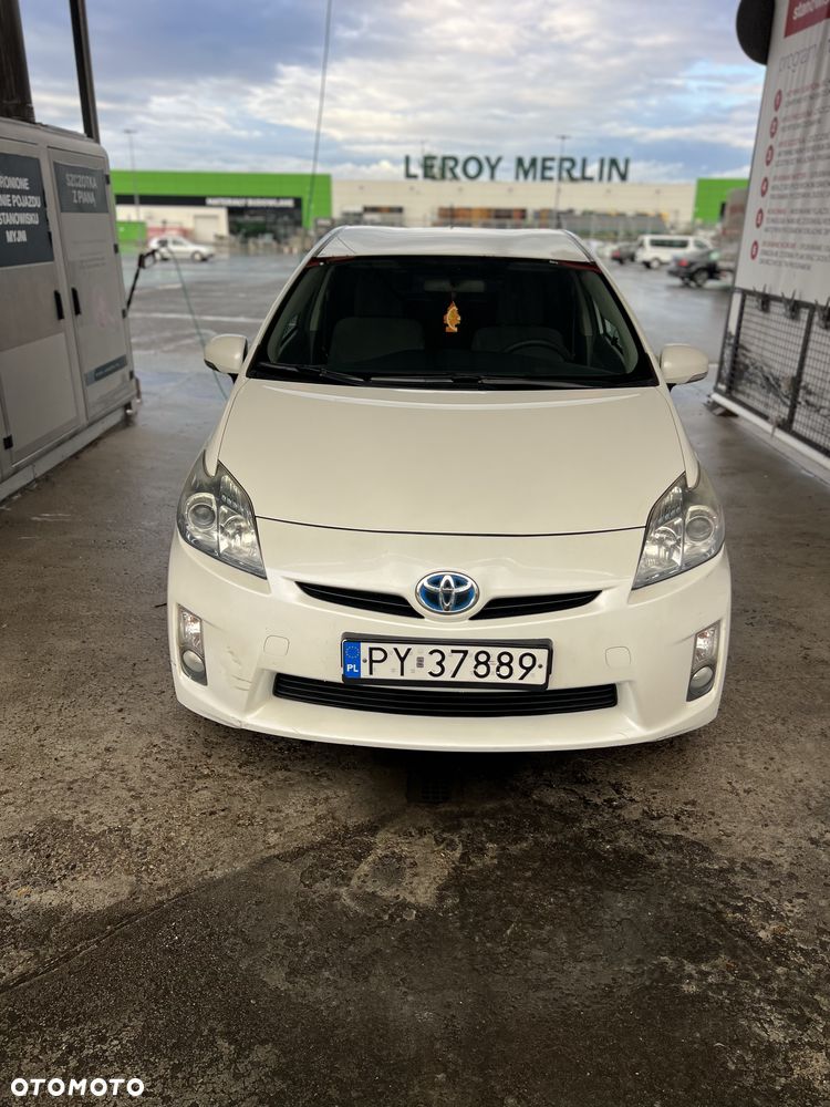 Toyota Prius - 5