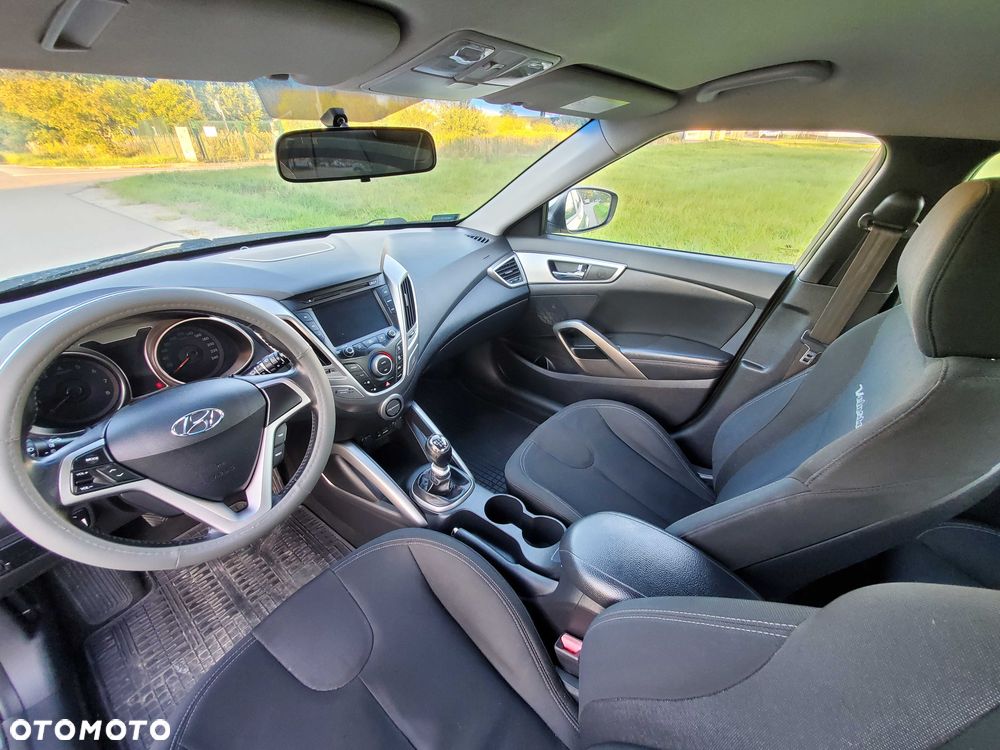 Hyundai Veloster 2011 photo 5