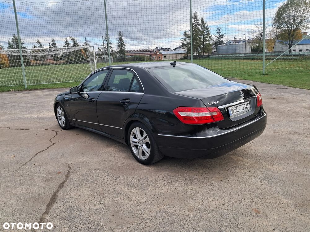 Mercedes-Benz Klasa E 250 CDI BlueEff - 4