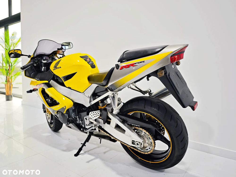 Honda CBR - 24