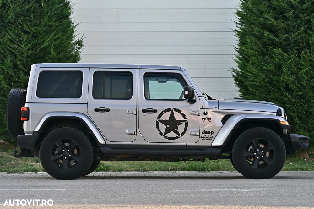 Jeep Wrangler 2.2 CRDi Hardtop AWD Automatik Sahara - 9