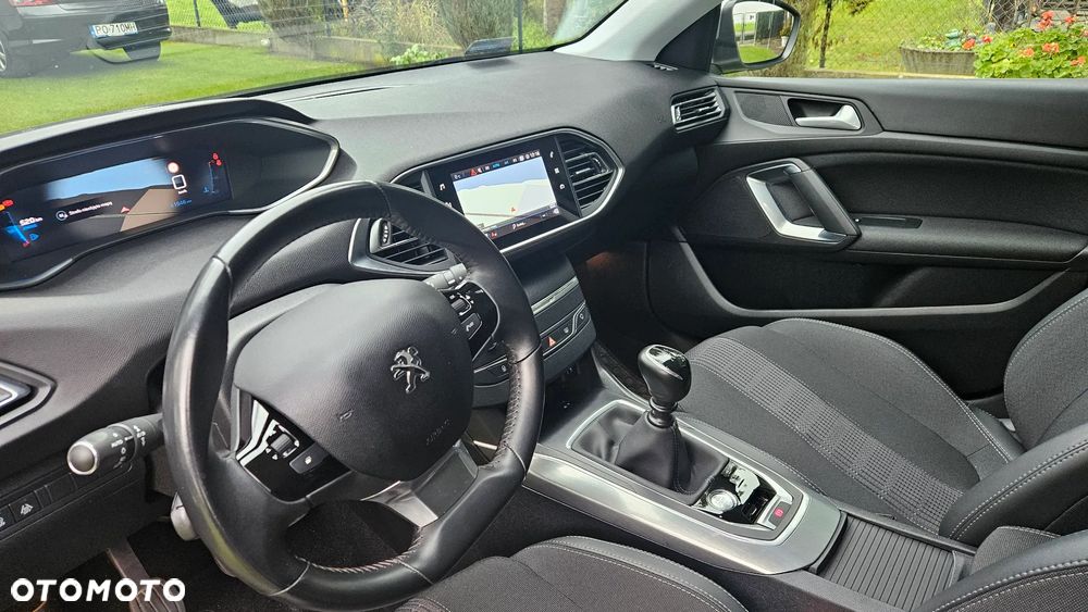 Peugeot 308 BlueHDi 130 Allure Pack - 10