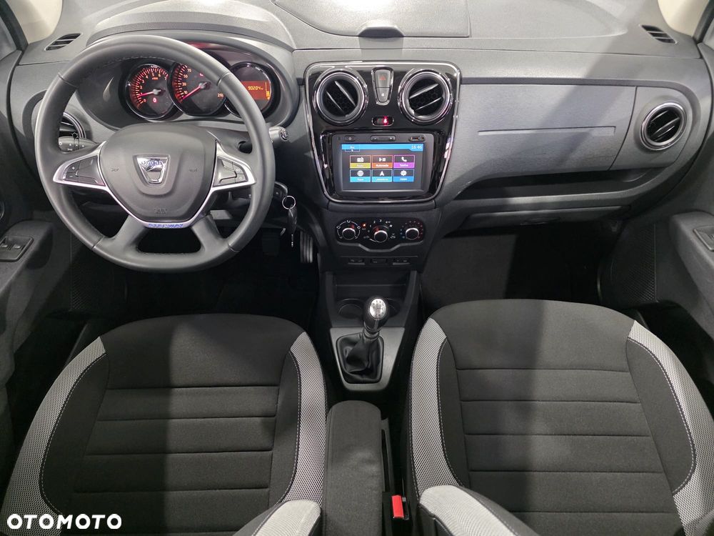 Dacia Lodgy 1.3 TCe Stepway S&S - 28