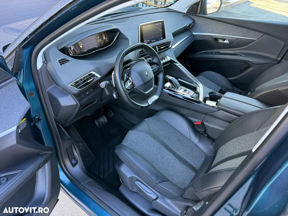 Peugeot 5008 - 12