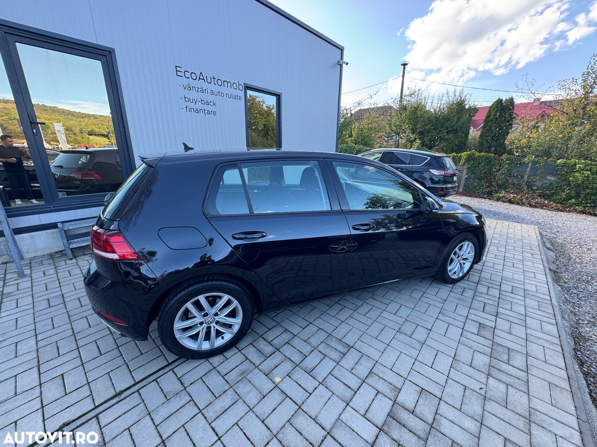 Volkswagen Golf 2.0 TDI Comfortline - 27