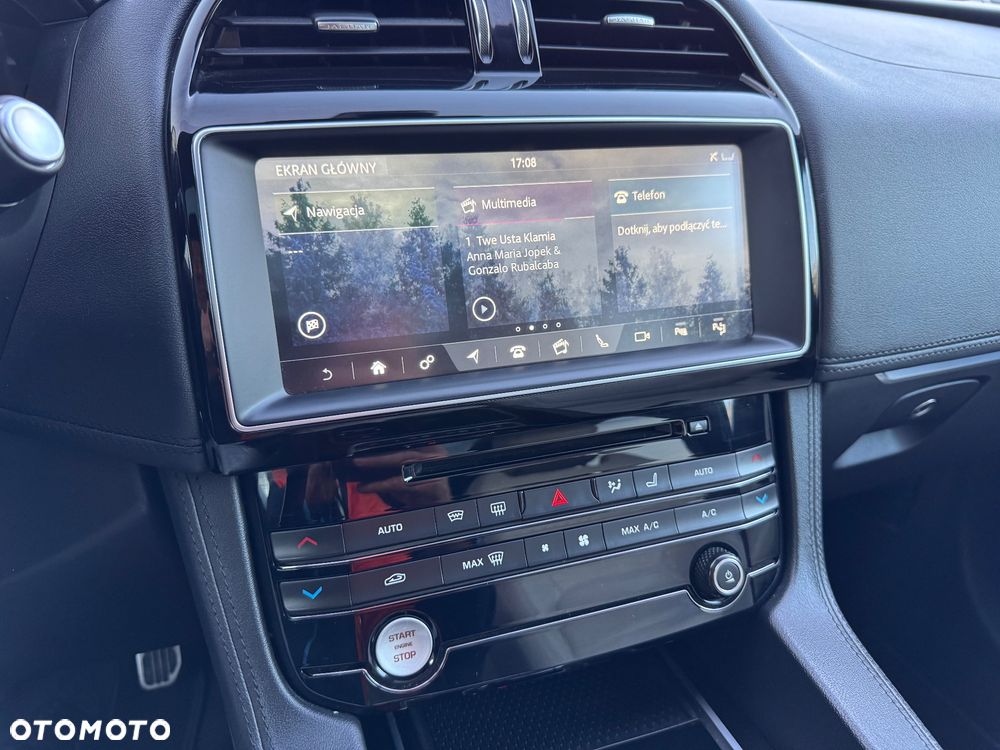 Jaguar F-Pace 3.0 V6 AWD S - 34