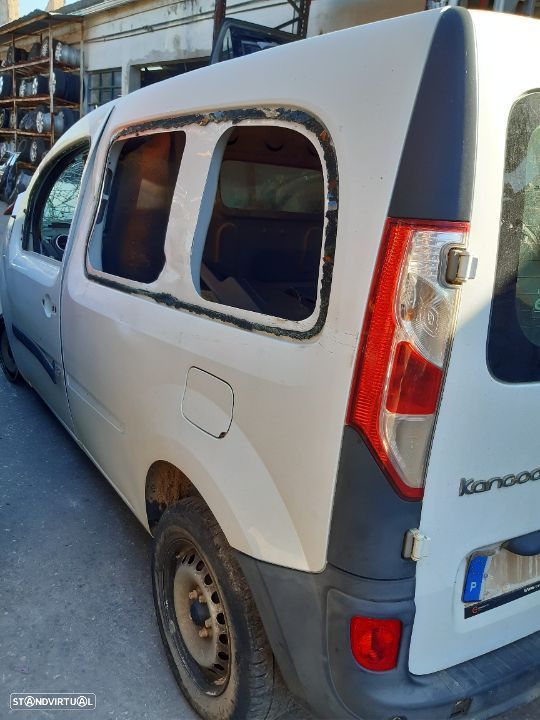 Renault Kangoo II Express de 2016 código de motor K9K (628) para peças - 3