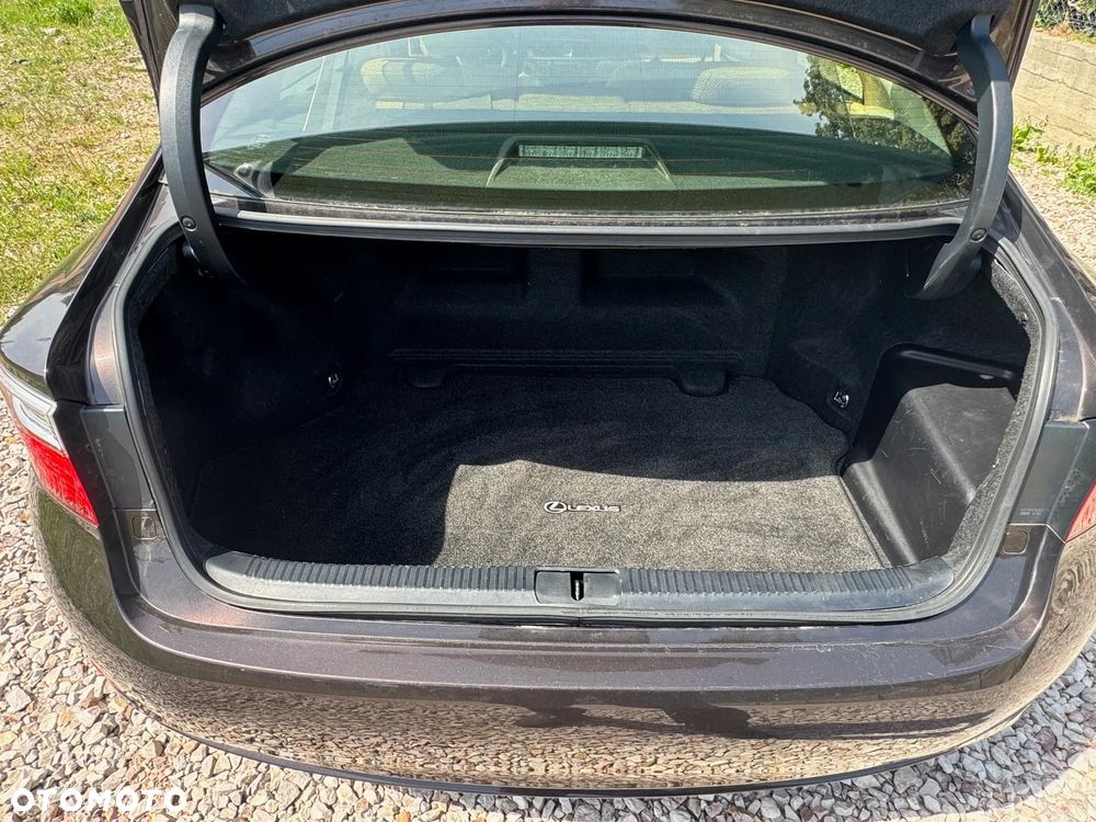 Lexus ES Standard - 23