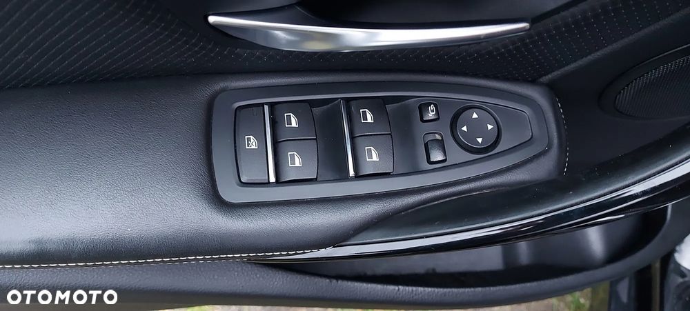 BMW Seria 3 320i GPF Sport Line Shadow - 31