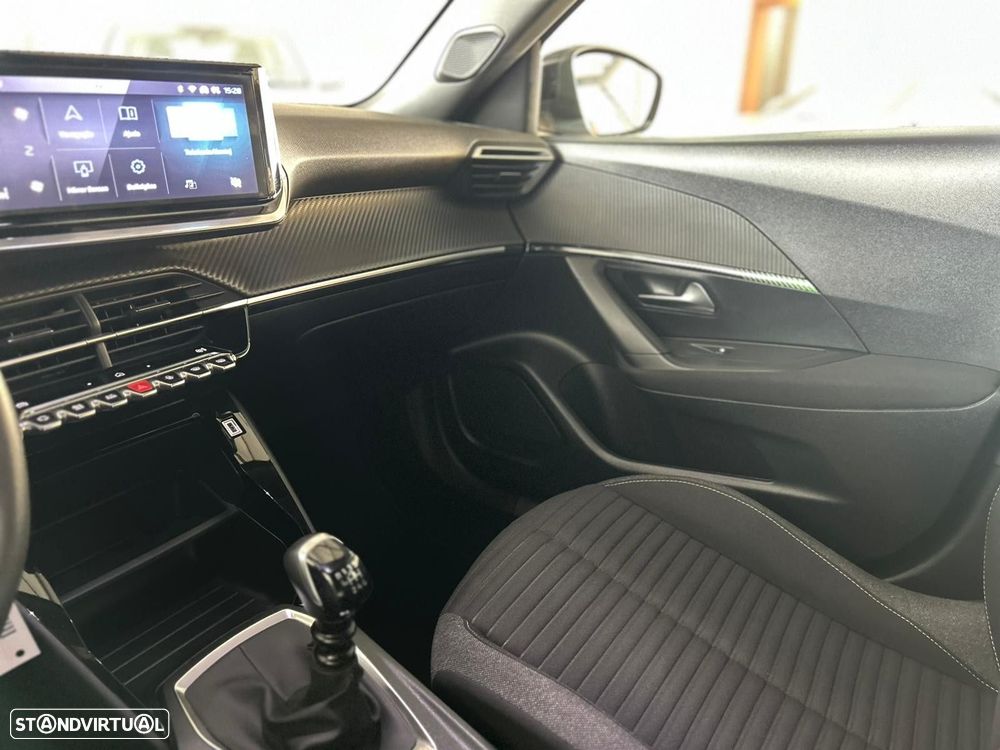 Peugeot 2008 1.2 PureTech Active - 32