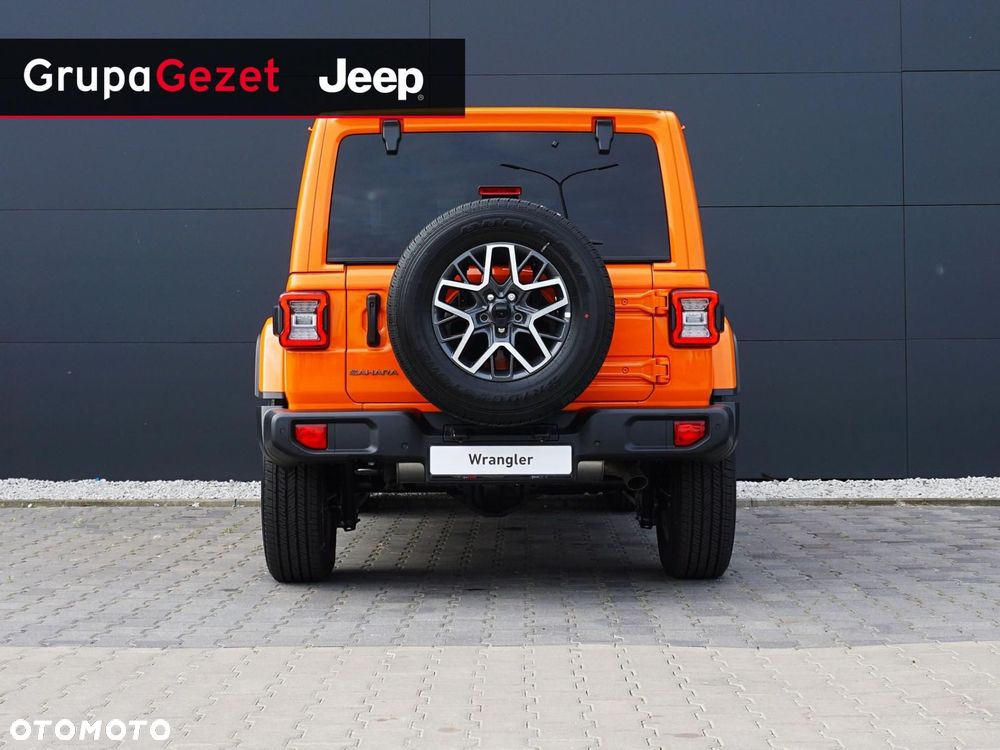Jeep Wrangler - 10